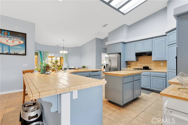 1679 Desert Front Road, Wrightwood CA: https://media.crmls.org/medias/ad70753d-28f2-49fa-b1fc-66c48a99c916.jpg