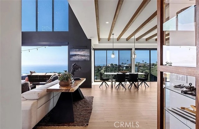 Detail Gallery Image 5 of 46 For 606 E Avenida San Juan, San Clemente,  CA 92672 - 4 Beds | 4/1 Baths