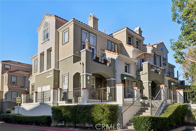 Front Image Thumbnail for CROC26077348