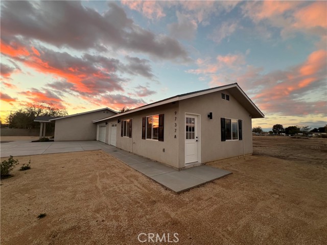 Detail Gallery Image 8 of 58 For 9737 East Avenue Q-4, Sun Village,  CA 93543 - 4 Beds | 3 Baths