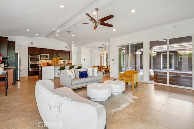 Detail Gallery Image 9 of 60 For 1420 E via Escuela, Palm Springs,  CA 92262 - 3 Beds | 3/1 Baths