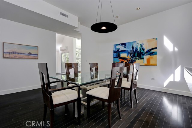 636 27th Street, Manhattan Beach, California 90266, 4 Bedrooms Bedrooms, ,3 BathroomsBathrooms,Residential,Sold,27th,SB21265016