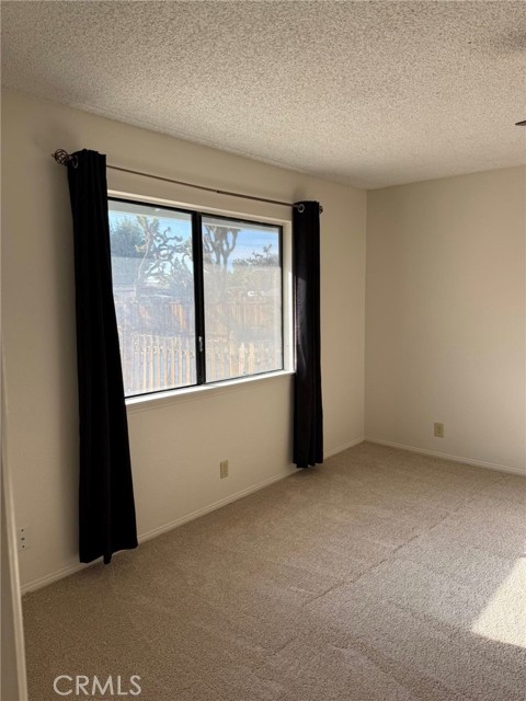 Detail Gallery Image 13 of 25 For 13564 Seminole, Apple Valley,  CA 92308 - 3 Beds | 2 Baths