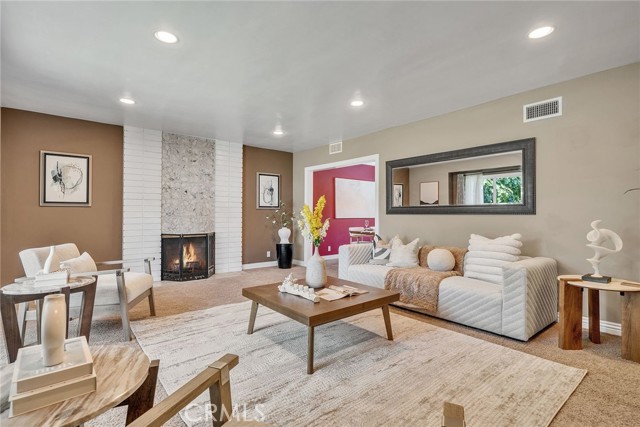 651 N Sunnyslope Avenue, Pasadena CA: https://media.crmls.org/medias/ad72ba22-77ba-4087-8dc8-1b4f53b1d4c2.jpg