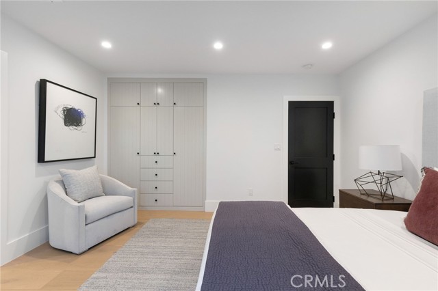 Detail Gallery Image 32 of 45 For 5537 Sunnyslope Ave, Sherman Oaks,  CA 91401 - 4 Beds | 4/1 Baths