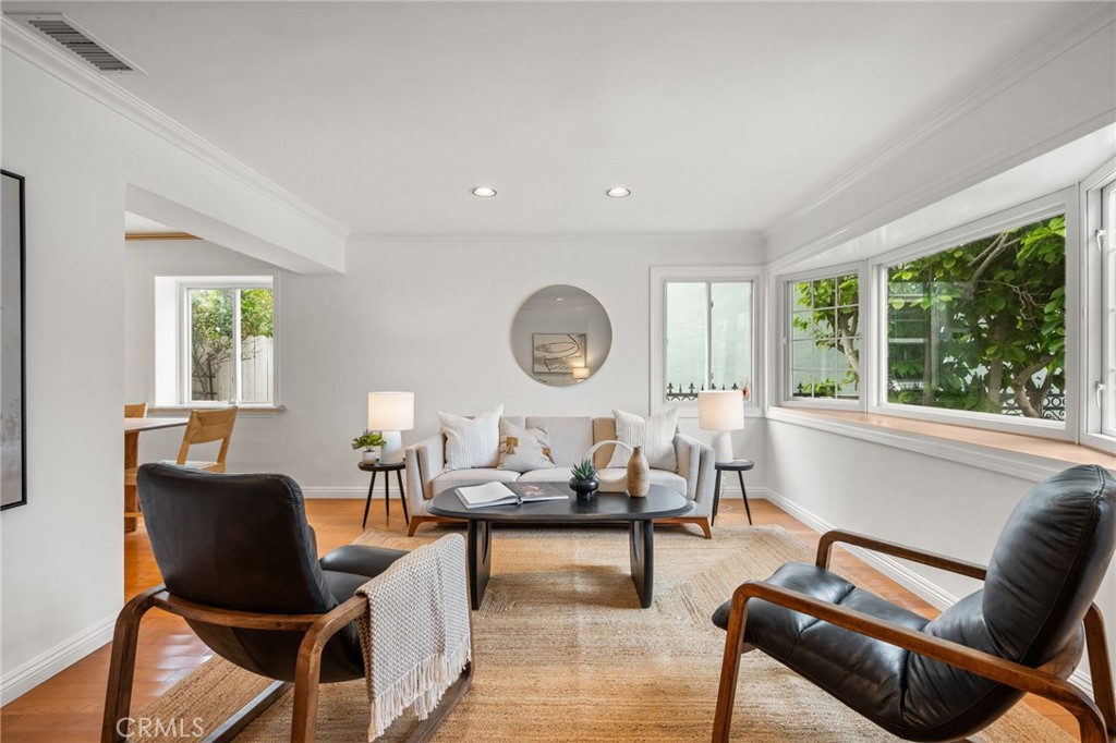 MLS #SB25218901 image #3