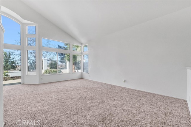 Detail Gallery Image 8 of 34 For 15321 Dunes Way, Moreno Valley,  CA 92555 - 4 Beds | 3/1 Baths