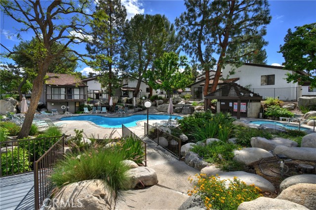 Detail Gallery Image 58 of 64 For 6265 Canoga #53,  Woodland Hills,  CA 91367 - 2 Beds | 2/1 Baths