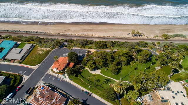 4026 Calle Lisa, San Clemente CA: https://media.crmls.org/medias/ad74c494-7d09-474b-afac-71085c99b9b0.jpg