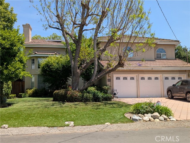Detail Gallery Image 1 of 1 For 5150 Bellaire Ave, Valley Village,  CA 91607 - 5 Beds | 5 Baths