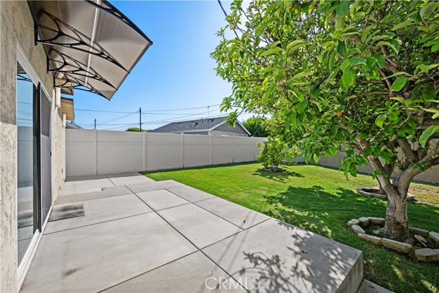 Detail Gallery Image 21 of 22 For 3333 N Los Coyotes Diagonal, Long Beach,  CA 90808 - 3 Beds | 3 Baths
