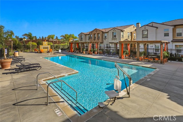40302 Calle Real, Murrieta CA: https://media.crmls.org/medias/ad765d69-e28c-4b22-b73a-b35590924989.jpg