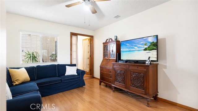 8737 Tilmont Avenue, Pico Rivera CA: https://media.crmls.org/medias/ad76da09-c4e3-461c-827d-7fb6b6776474.jpg