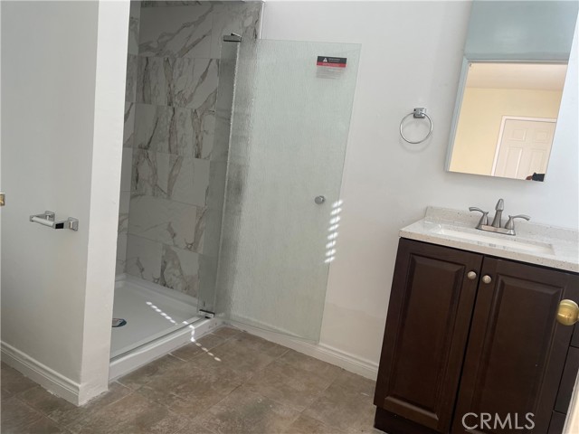 Detail Gallery Image 7 of 13 For 5538 Autry Ave, Lakewood,  CA 90712 - 3 Beds | 2 Baths