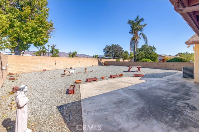 Detail Gallery Image 26 of 33 For 2221 El Rancho Cir, Hemet,  CA 92545 - 2 Beds | 2 Baths