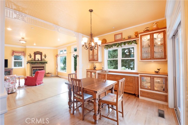 Detail Gallery Image 17 of 75 For 42425 Bear Loop, Big Bear Lake,  CA 92314 - 3 Beds | 3/1 Baths