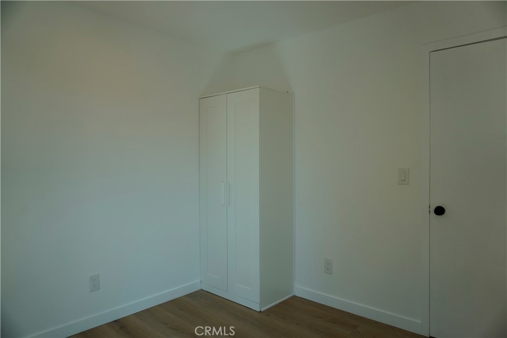https://media.crmls.org/medias/ad790fb8-a670-4974-8f06-78b25e149cae.jpg?preset=X-Large