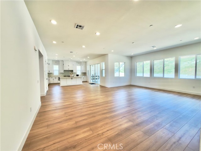 7051 Hurley Court, San Bernardino CA: https://media.crmls.org/medias/ad792a69-da9d-4361-bd47-c147a98bfac8.jpg