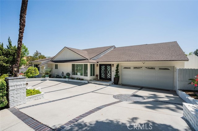 Detail Gallery Image 2 of 41 For 410 Audraine Dr, Glendale,  CA 91202 - 4 Beds | 3 Baths