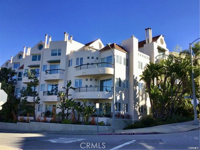 15425 Antioch St #104, Pacific Palisades, CA 90272