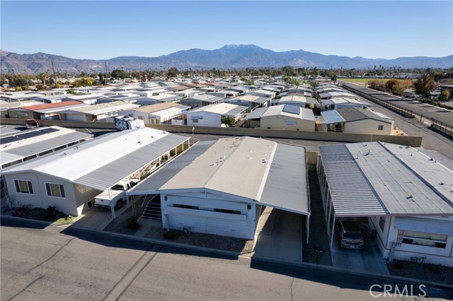 1895 W Devonshire Avenue, Hemet CA: https://media.crmls.org/medias/ad7b8121-0051-44cf-b4e9-d5bf2b04abff.jpg