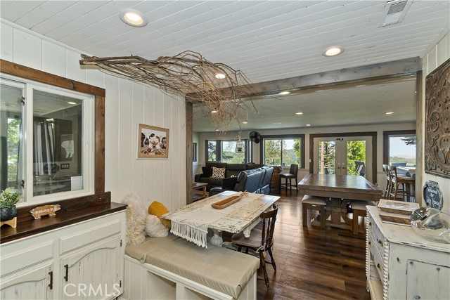Detail Gallery Image 21 of 42 For 533 Sunderland, Lake Arrowhead,  CA 92352 - 3 Beds | 3/1 Baths