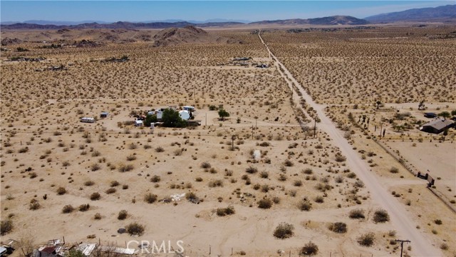 Detail Gallery Image 4 of 15 For 62254 Sunflower Rd, Joshua Tree,  CA 92252 - – Beds | – Baths