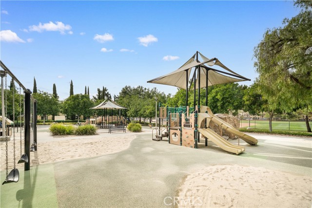 Detail Gallery Image 56 of 70 For 21 Fanpalm, Irvine,  CA 92620 - 4 Beds | 3 Baths