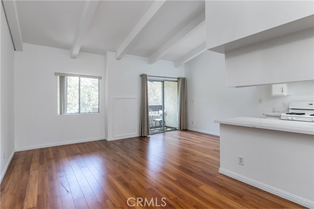 Detail Gallery Image 6 of 16 For 1303 2700 Cahuenga Blvd  East, Los Angeles,  CA 90068 - 1 Beds | 1 Baths