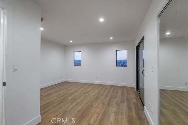 Detail Gallery Image 28 of 36 For 4649 Pickford, Los Angeles,  CA 90019 - 4 Beds | 4 Baths