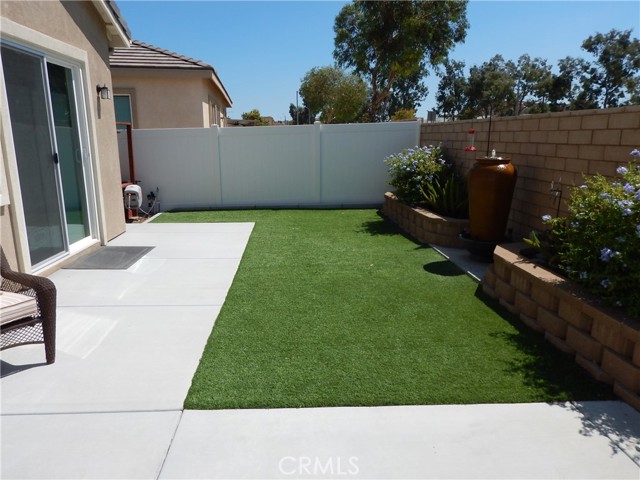 Detail Gallery Image 11 of 42 For 30407 Cherry Opal Ln, Menifee,  CA 92584 - 2 Beds | 2/1 Baths