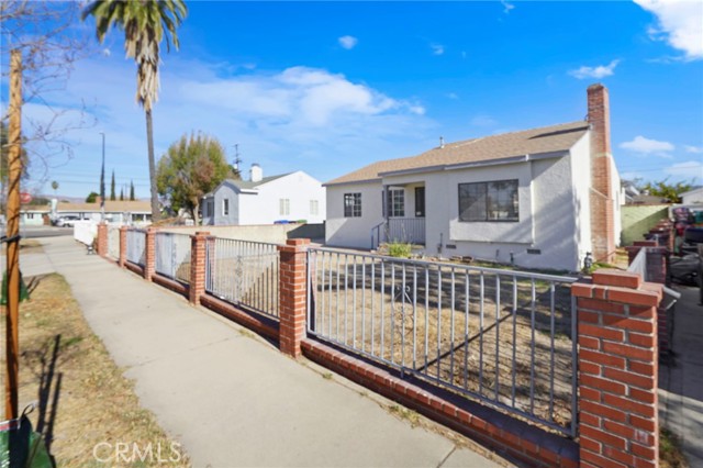 Detail Gallery Image 3 of 42 For 7554 Irvine Ave, North Hollywood,  CA 91605 - 3 Beds | 2 Baths