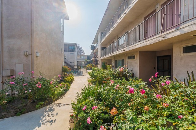 8710 Belford Avenue, Los Angeles CA: https://media.crmls.org/medias/ad7e61c1-aa8c-48c1-979e-6ca6482ceebb.jpg