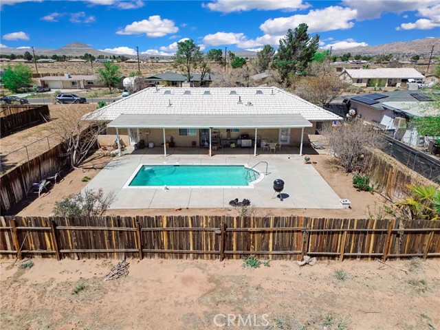 21919 Standing Rock Avenue, Apple Valley CA: https://media.crmls.org/medias/ad7ea70b-7c40-46a4-9484-f90920ce3e64.jpg