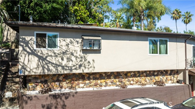 Detail Gallery Image 22 of 41 For 3432 Larissa Dr, Los Angeles,  CA 90026 - – Beds | – Baths