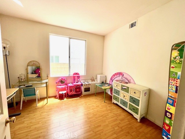 https://media.crmls.org/medias/ad800d42-ad96-4e1b-b4e6-8f4c0401b587.jpg?preset=X-Large