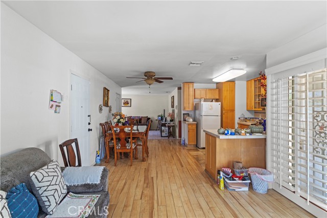 1633 W Ontario Avenue, Corona CA: https://media.crmls.org/medias/ad806438-95f7-40c1-9ed4-ae2c92ea71e9.jpg