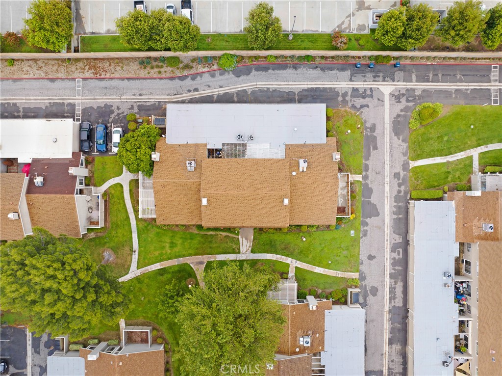 https://media.crmls.org/medias/ad811863-62b2-4d98-b5f2-6c6e2ab8a7e7.jpg?preset=X-Large