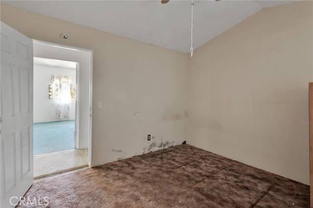 Detail Gallery Image 20 of 59 For 37531 E End Rd, Lucerne Valley,  CA 92356 - 2 Beds | 1 Baths