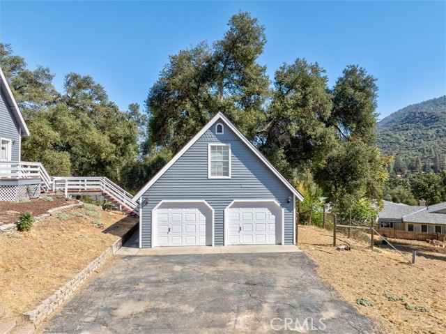 Detail Gallery Image 47 of 60 For 40493 Griffin Dr, Oakhurst,  CA 93644 - 4 Beds | 3/1 Baths