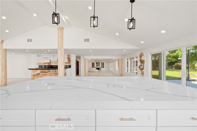 3856 Vista Linda Drive, Encino CA: https://media.crmls.org/medias/ad83c9a9-69ef-4e85-8331-a6a6ec9f0dcf.jpg