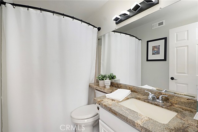 Detail Gallery Image 21 of 27 For 1226 via Angelica, Vista,  CA 92081 - 3 Beds | 2/1 Baths