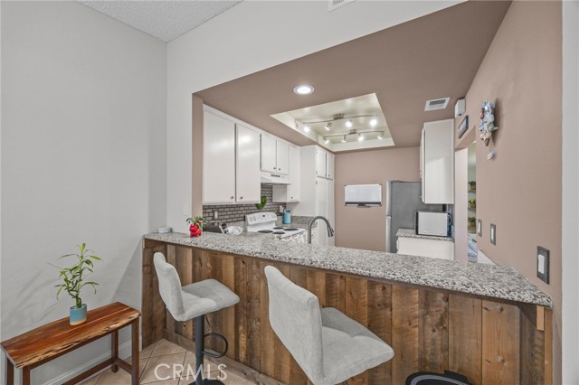 Detail Gallery Image 8 of 43 For 860 Tangerine, Corona,  CA 92879 - 2 Beds | 1 Baths