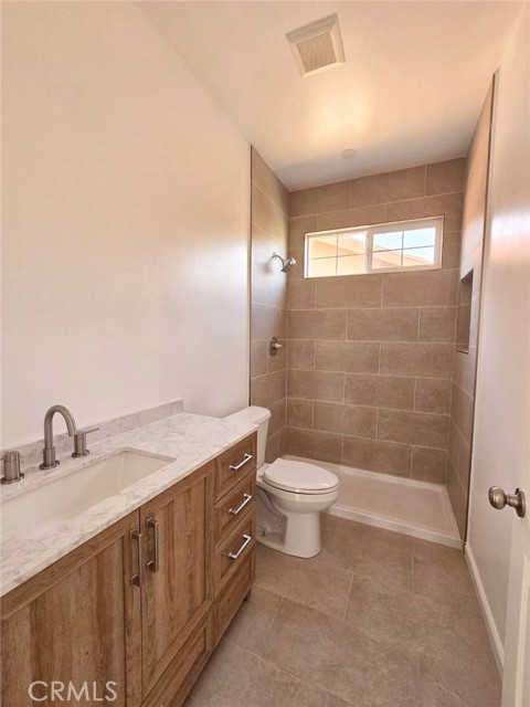 8431 Fontana St, Downey CA: https://media.crmls.org/medias/ad86f55e-e944-42c3-9b61-520f783131d9.jpg