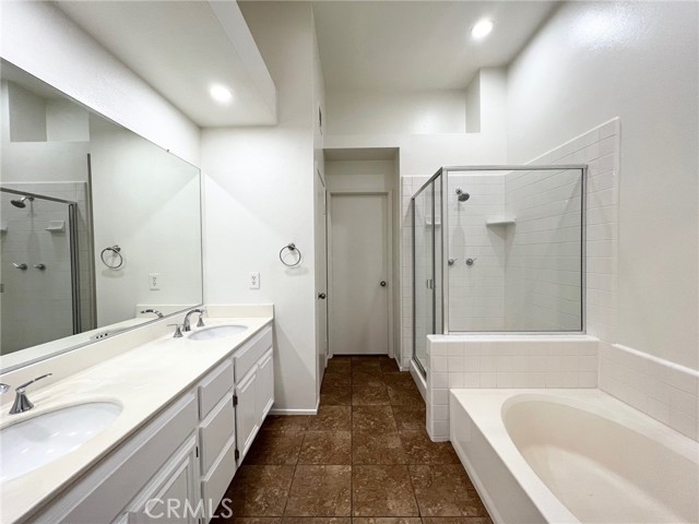 2285 Indigo Hills Drive, Corona CA: https://media.crmls.org/medias/ad8712a3-8522-4e1d-8acb-b34fa76ead91.jpg