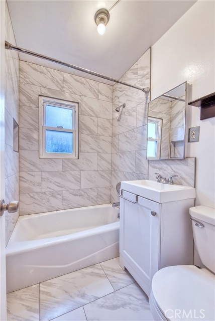 3611 Fourth Avenue, Glendale CA: https://media.crmls.org/medias/ad89962f-d53b-43ca-a816-c8f27aaf2352.jpg