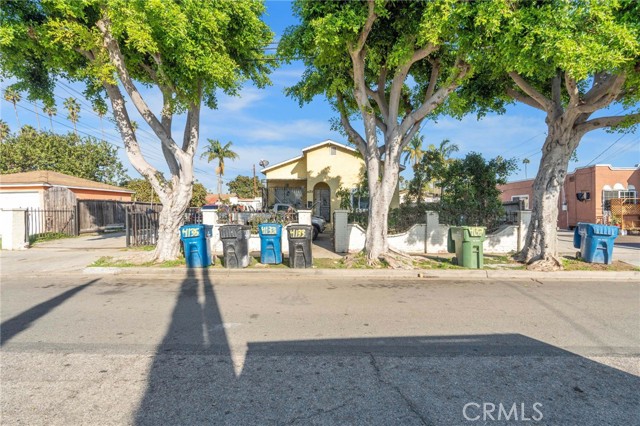 Detail Gallery Image 3 of 35 For 4133 W 101st St, Inglewood,  CA 90304 - – Beds | – Baths