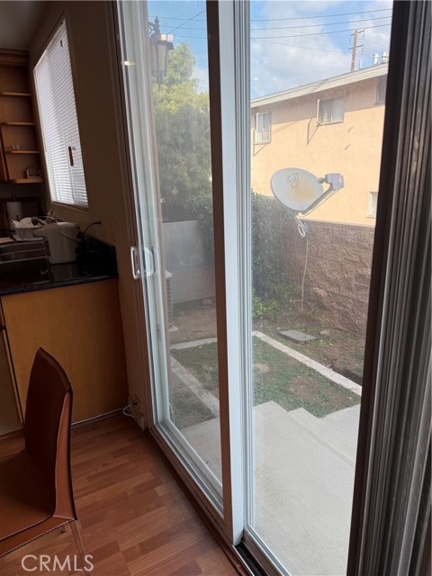 Detail Gallery Image 19 of 41 For 128 E Broadway Apt H,  San Gabriel,  CA 91776 - 3 Beds | 3 Baths