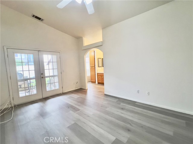 Detail Gallery Image 16 of 30 For 17980 Lakeview Dr, Victorville,  CA 92395 - 3 Beds | 2 Baths