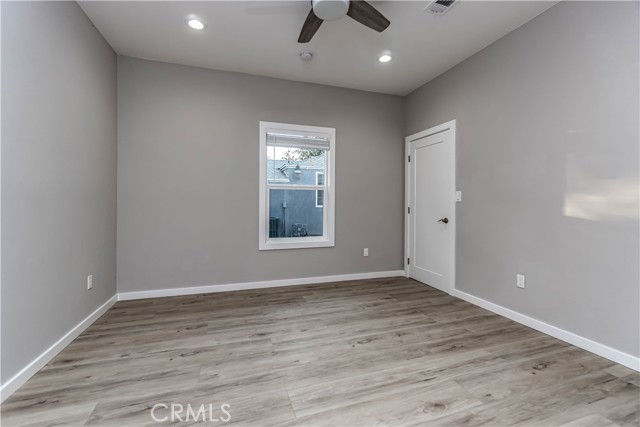 Detail Gallery Image 13 of 22 For 13940 Brightwell Ave, Paramount,  CA 90723 - 2 Beds | 2 Baths